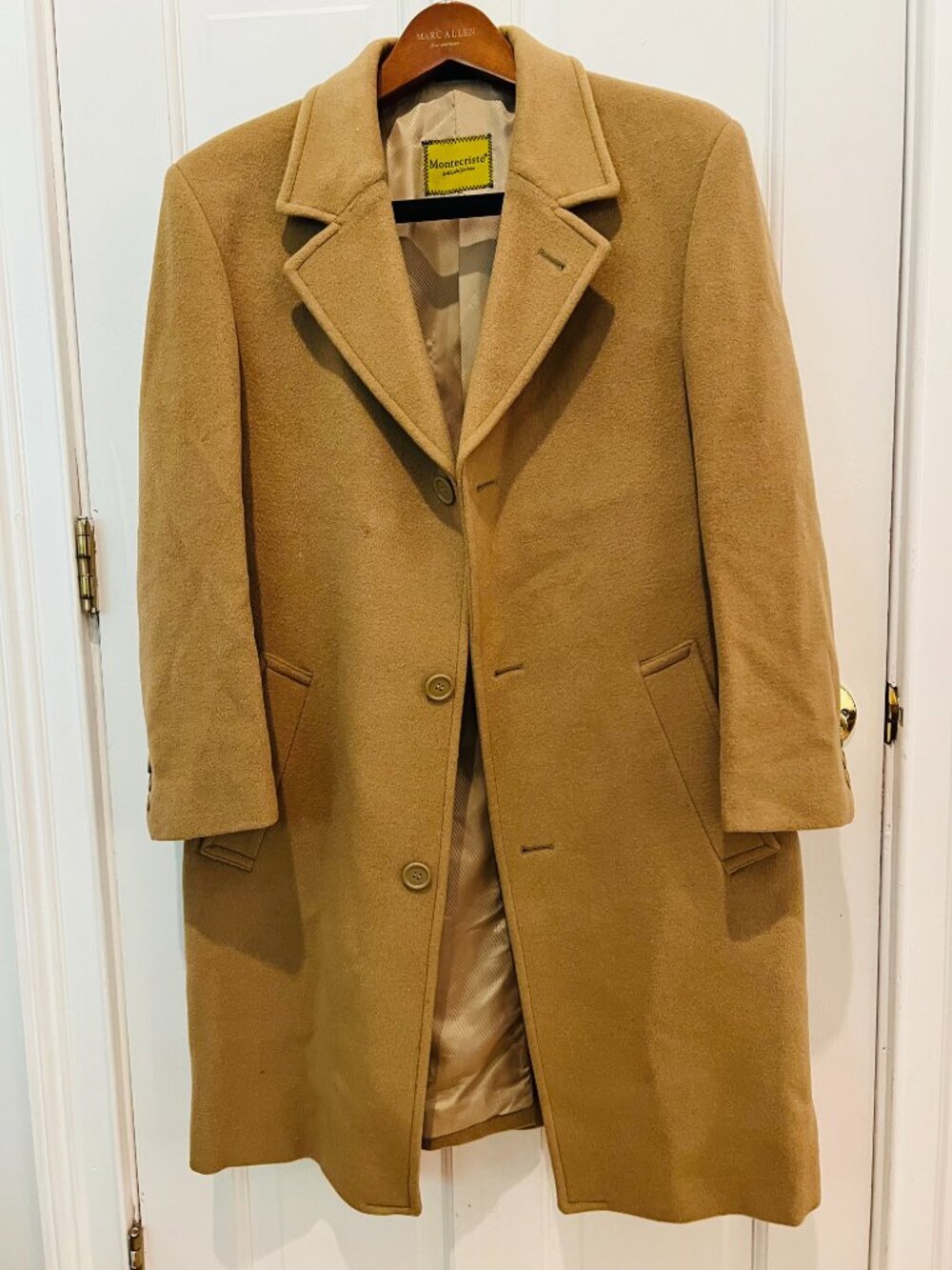 Vintage Montecristo Camel Wool Cashmere Blend Overcoat Coat Jacket Size 40 R - Picture 2 of 16